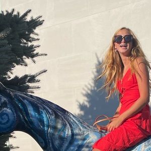 Meet your Posher, Isabella